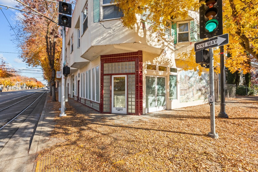 1201 F St, Sacramento, CA à louer - Photo de l’immeuble – Image 3 sur 4