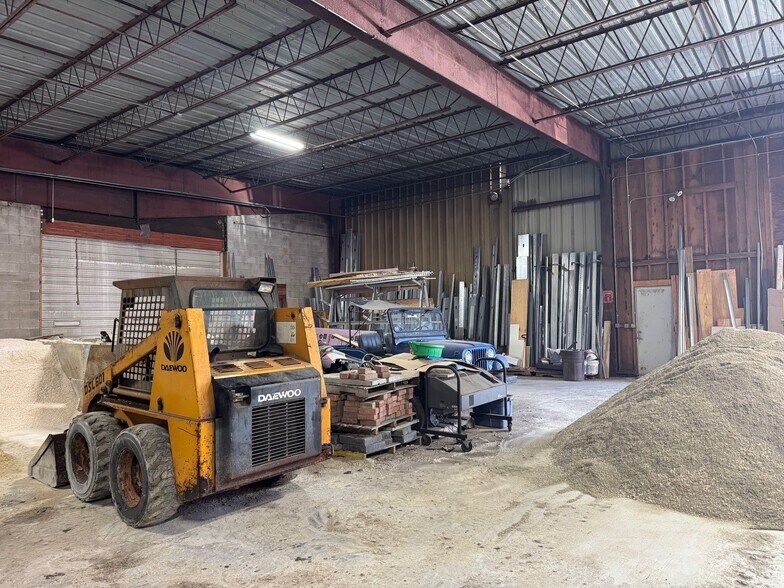 930 Main St, Acton, MA à louer - Photo de l’immeuble – Image 3 sur 7