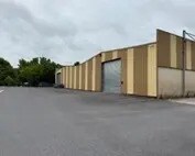 Local d’activités dans Saint-Martin-sur-le-Pré à louer - Photo de l’immeuble – Image 2 sur 2