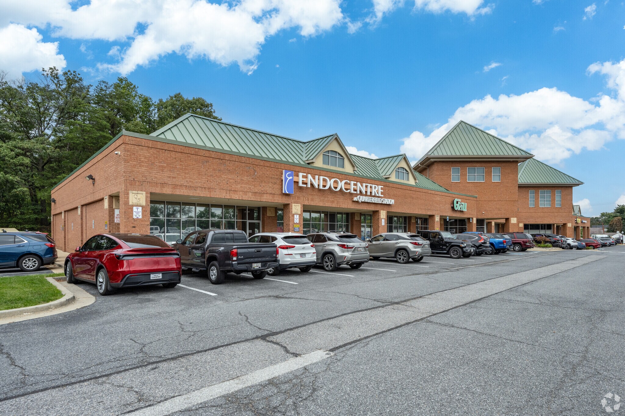 7704 Quarterfield Rd, Glen Burnie, MD à vendre Photo principale– Image 1 sur 5
