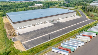 555 Research Drive, Pittston Township, PA - VUE AÉRIENNE  vue de carte - Image1