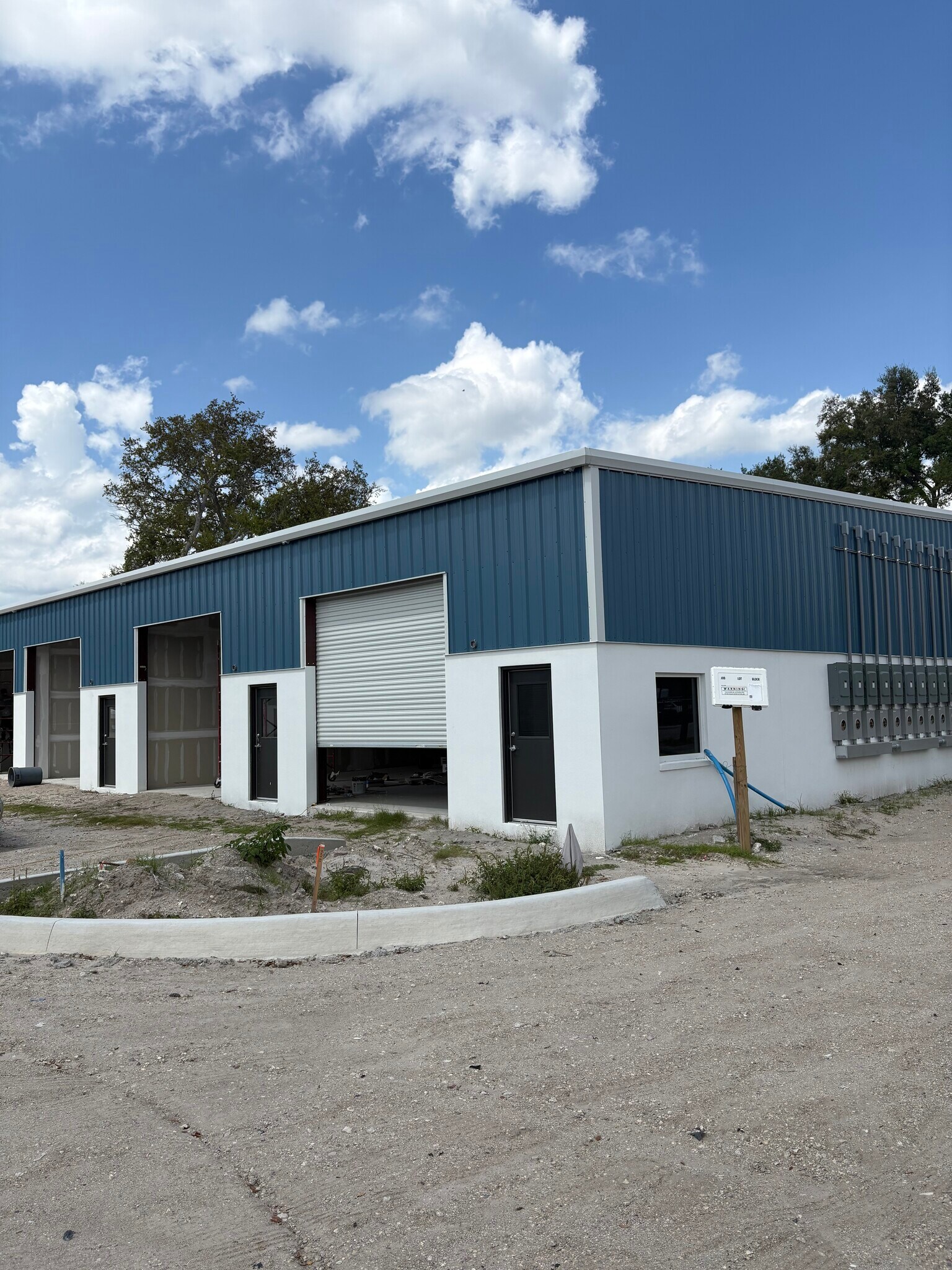 14050 N Florida Ave, Tampa, FL à louer Photo de l’immeuble– Image 1 sur 8