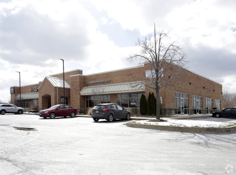 600 S Weber Rd, Romeoville, IL à louer - Photo de l’immeuble – Image 3 sur 6