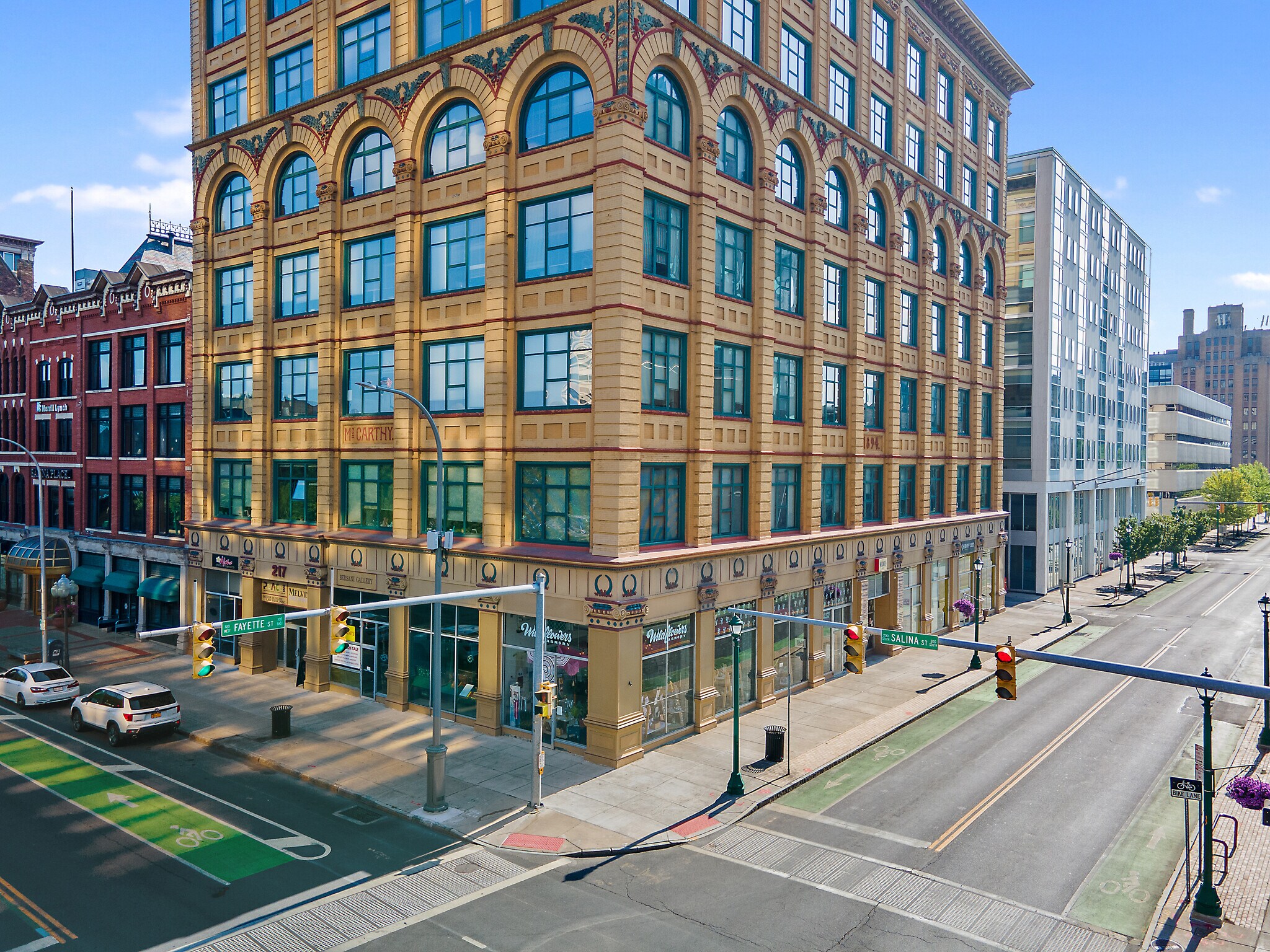 215-223 Salina St, Syracuse, NY à louer Photo de l’immeuble– Image 1 sur 8