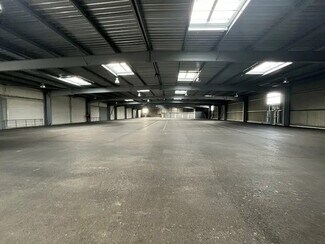 Plus de détails pour Local d'activités à louer