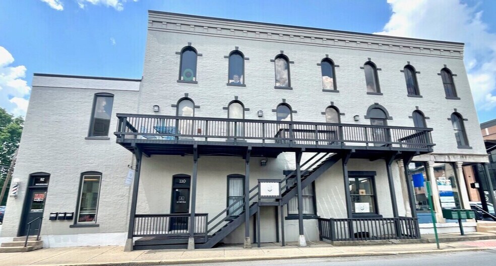 201 W Main St, Plainfield, IN à louer - Photo de l’immeuble – Image 1 sur 9