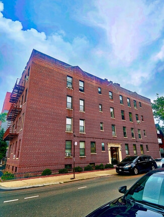 Plus de détails pour 1742 E 2nd St, Brooklyn, NY - Logement à vendre