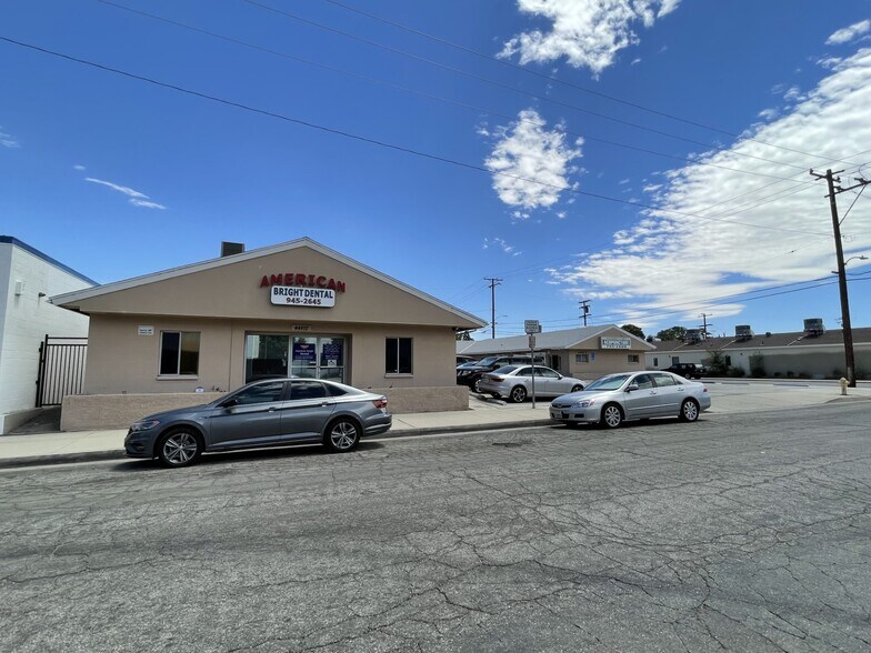 44802-44808 Elm Ave, Lancaster, CA à louer - Photo de l’immeuble – Image 3 sur 6