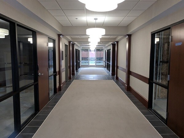 4909 Dickens Rd, Richmond, VA à louer Photo de l’immeuble– Image 1 sur 8