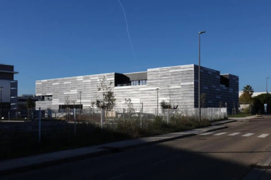 Bureau dans Montpellier à louer - Photo de l’immeuble – Image 2 sur 8