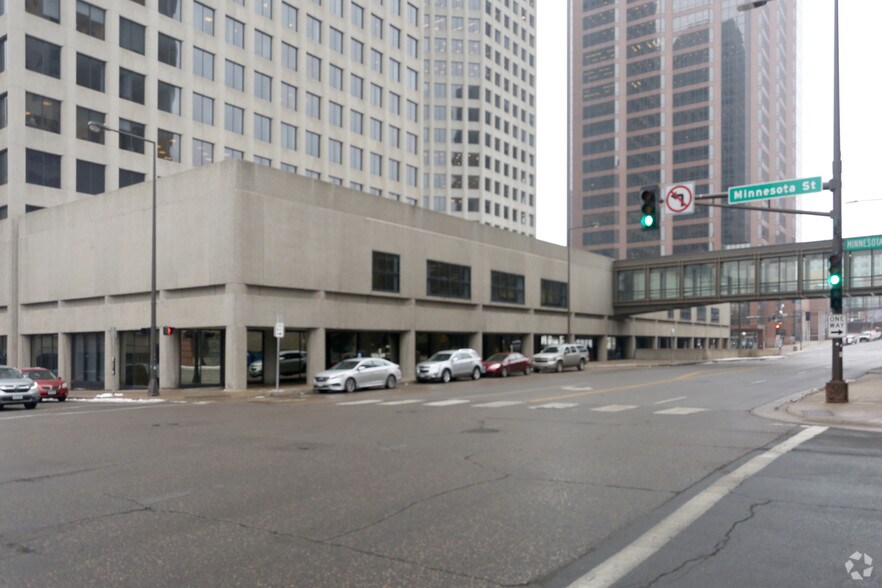 445 Minnesota St, Saint Paul, MN à louer - Photo de l’immeuble – Image 2 sur 3