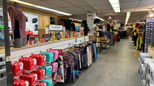 Plus de détails pour Local commercial à louer