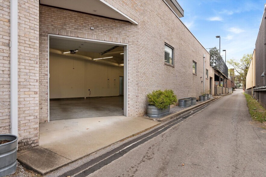 312 Madison St, Nashville, TN à vendre - Photo de l’immeuble – Image 2 sur 6