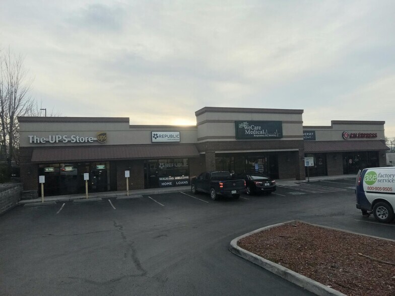 650 S Highway 27, Somerset, KY à louer - Photo de l’immeuble – Image 3 sur 3
