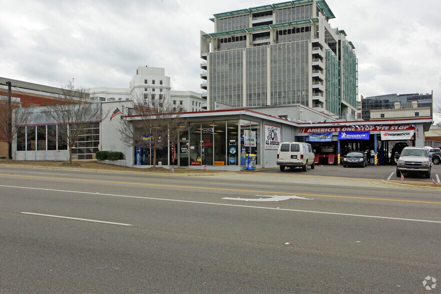 408 Madison Ave, Montgomery, AL à vendre - Photo principale – Image 1 sur 2