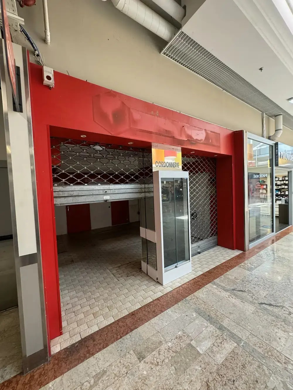 25 Rue des Sayes, L'Isle-d'Abeau à louer Photo de l’immeuble– Image 1 sur 2