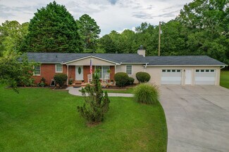 Plus de détails pour 1537 Jackson St, Locust Grove, GA - Bureau à vendre