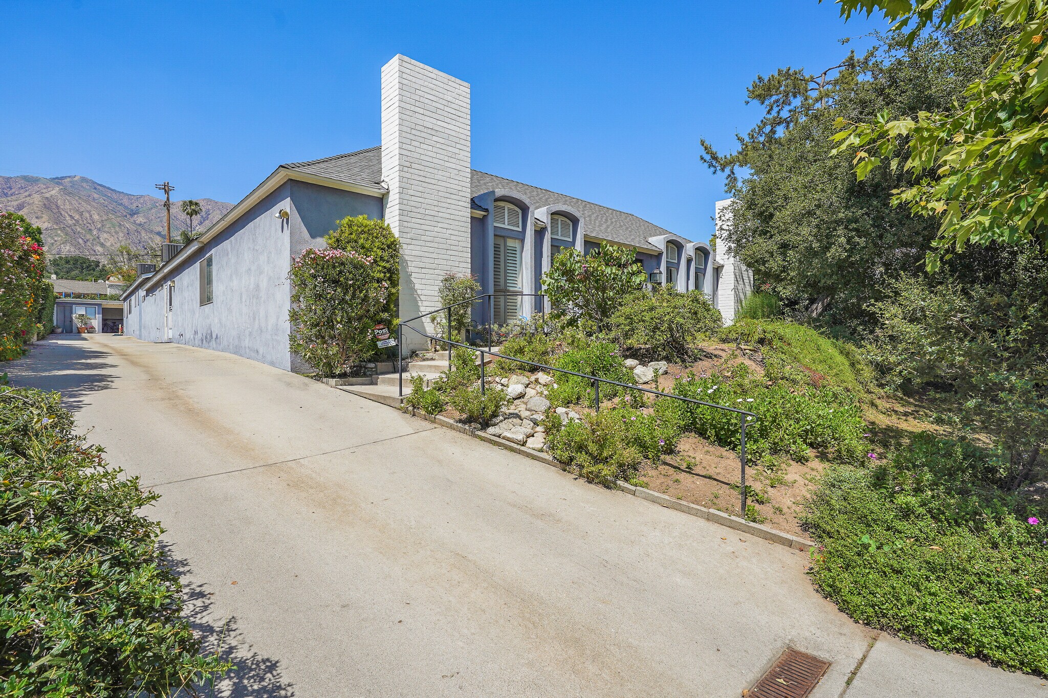 463 Mariposa Ave, Sierra Madre, CA à vendre Photo principale– Image 1 sur 22