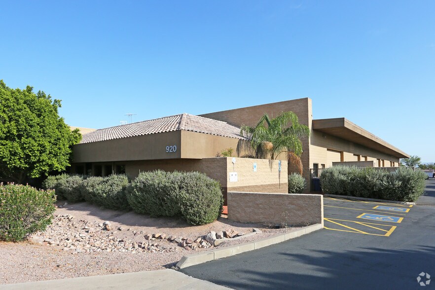 920 E Isabella Ave, Mesa, AZ à louer - Photo principale – Image 1 sur 9