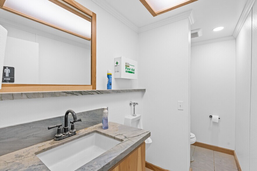 224 N Smith St, Santa Maria, CA à vendre - Photo de l’immeuble – Image 3 sur 26