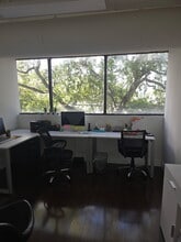 11077 Biscayne Blvd, North Miami, FL à louer Photo intérieure– Image 2 sur 8