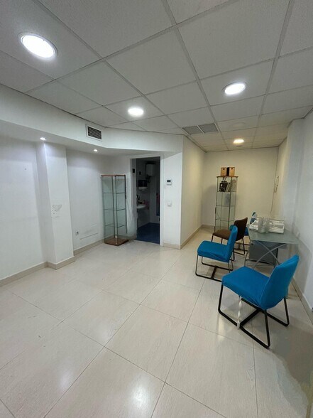 Avenida de Almogávares, 47, Córdoba, Córdoba à louer - Photo de l’immeuble – Image 1 sur 5