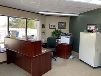 Plus de détails pour N91W17174 Appleton Ave, Menomonee Falls, WI - Bureau à louer