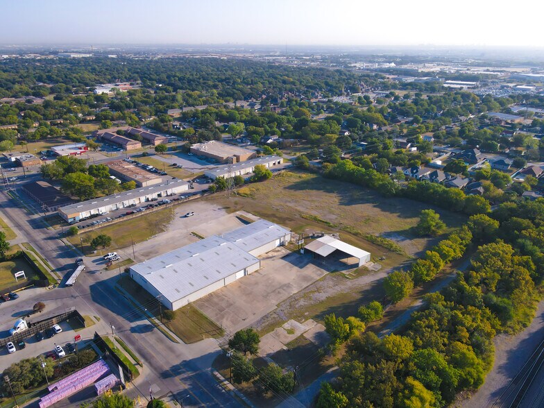 324 N Nursery Rd, Irving, TX à louer - Photo de l’immeuble – Image 3 sur 8