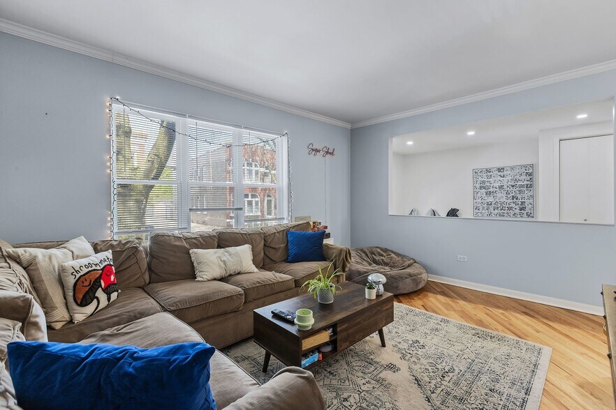 1849 W Wabansia Ave, Chicago, IL à vendre - Photo intérieure – Image 3 sur 18