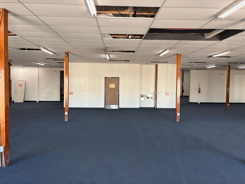 2704 Highland Ave, National City, CA à louer - Photo de l’immeuble – Image 2 sur 8