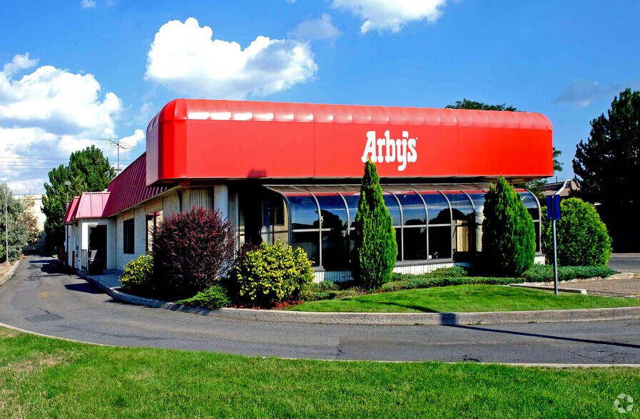 6626 S Yosemite Ct, Englewood, CO à louer - Photo de l’immeuble – Image 3 sur 4