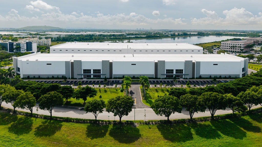 10547 NW 117th Ave, Miami, FL à louer Photo intérieure– Image 1 sur 9