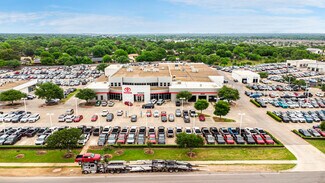 Plus de détails pour 204 NE Loop 820, Hurst, TX - Local commercial à vendre