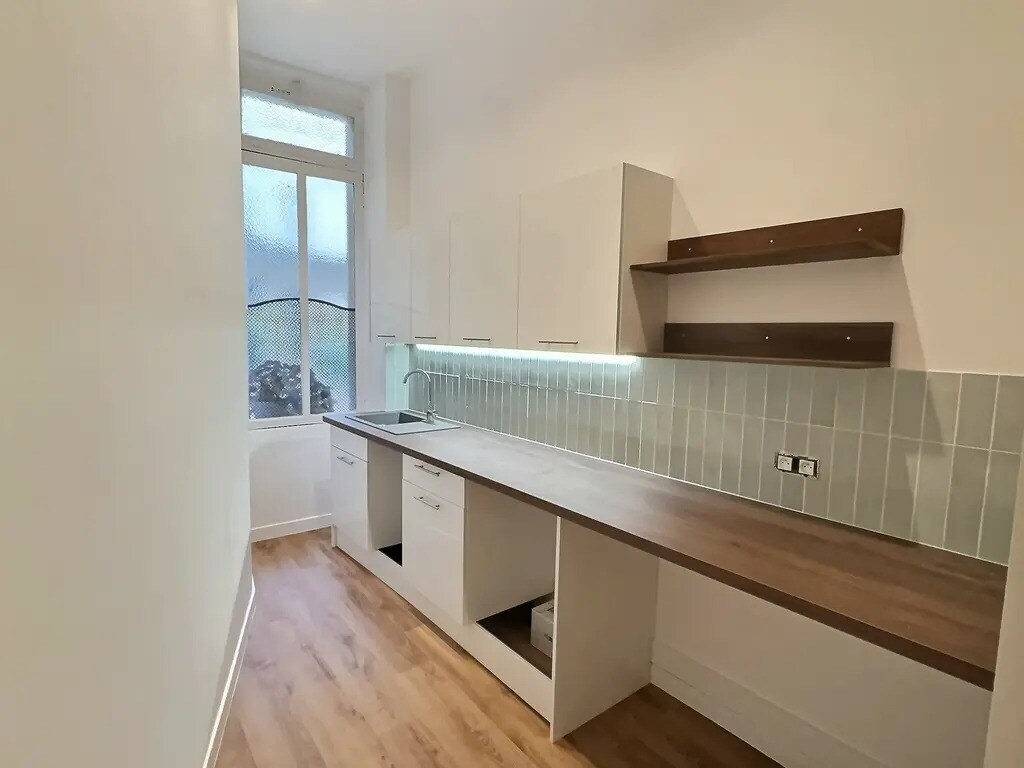 20 Avenue De Friedland, Paris à louer Photo intérieure– Image 1 sur 8
