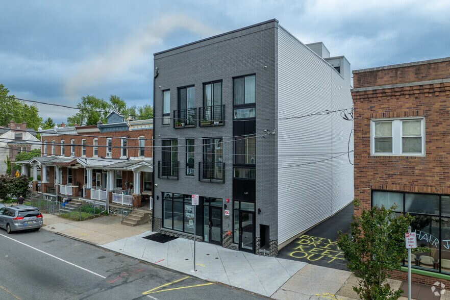 5542-5544 Ridge Ave, Philadelphia, PA à vendre - Photo de l’immeuble – Image 2 sur 5