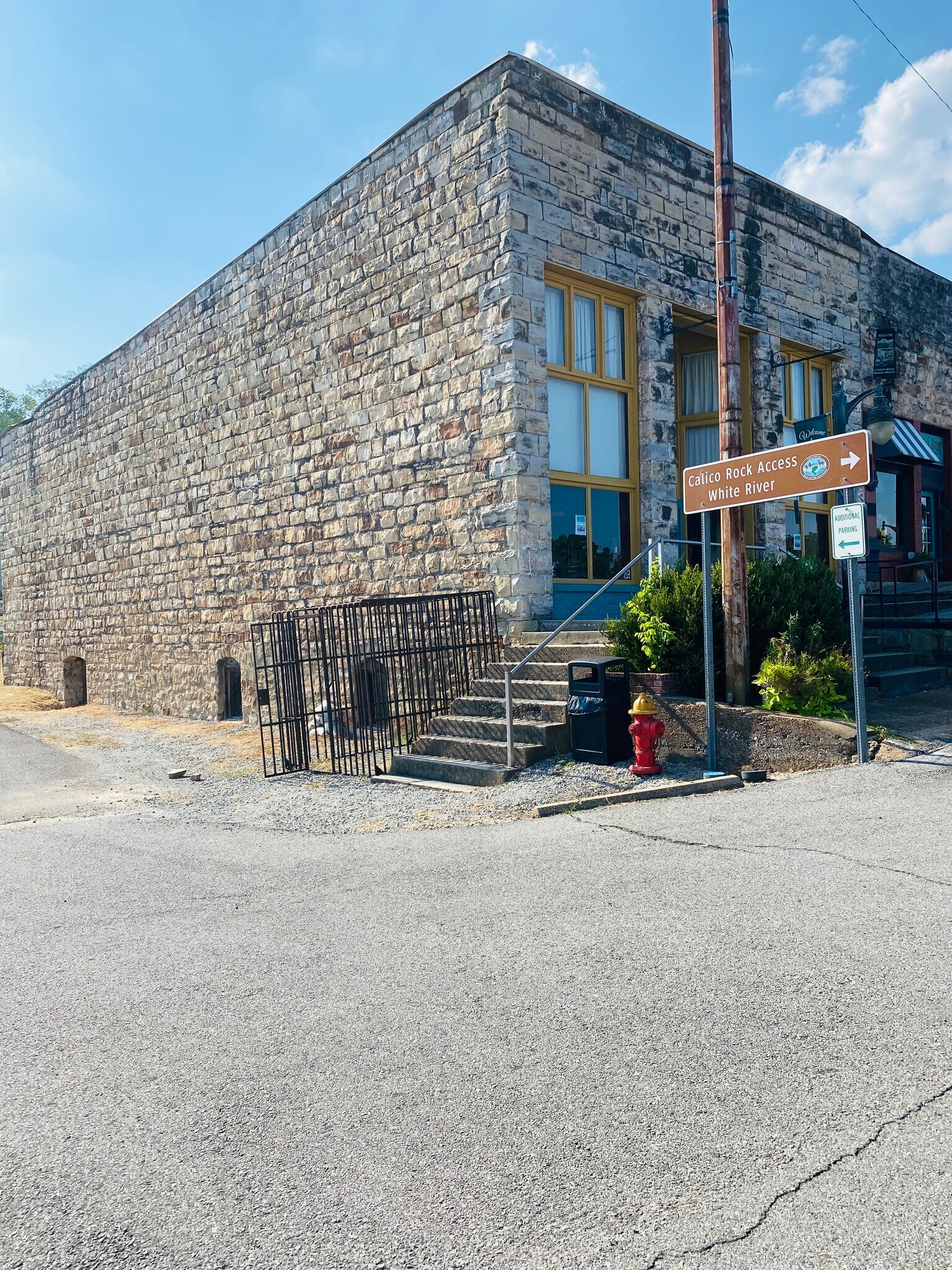100 Main st, Calico Rock, AR à vendre Photo principale– Image 1 sur 24