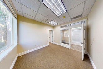 324 W Bay Dr NW, Olympia, WA à louer Photo intérieure– Image 1 sur 8