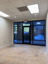 3721 Lynn Rd, Raleigh, NC à louer Photo intérieure– Image 1 sur 8