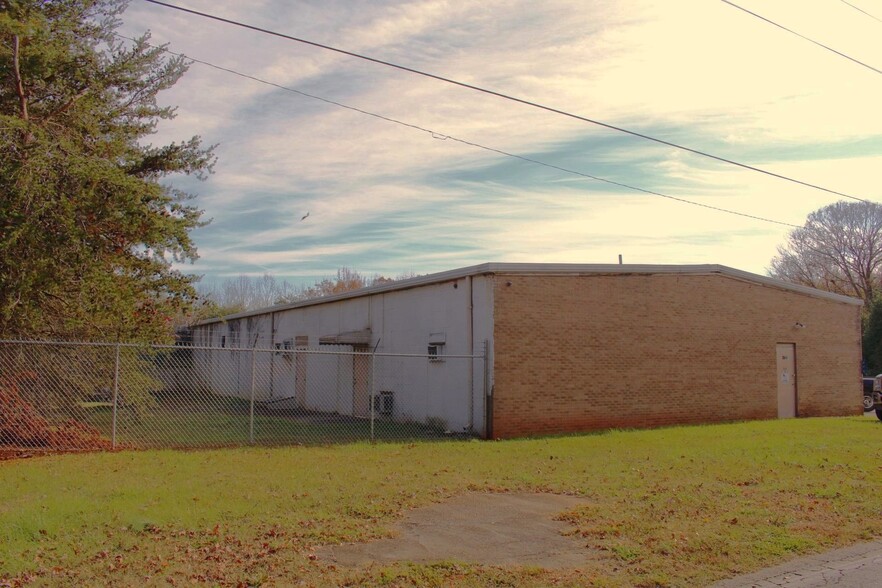 994 Rhyne Rd, Clover, SC à vendre - Photo de l’immeuble – Image 1 sur 42