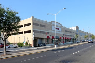 Plus de détails pour 17660 Union Tpke, Fresh Meadows, NY - Local commercial à louer