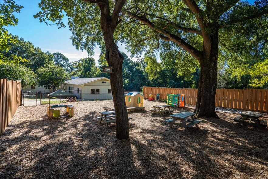 1201 Kent Rd, Raleigh, NC à vendre - Photo de l’immeuble – Image 3 sur 8