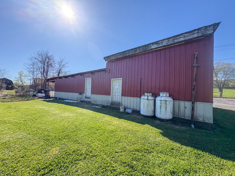 3867 Seneca Tpke, Canastota, NY à vendre - Photo de l’immeuble – Image 2 sur 26
