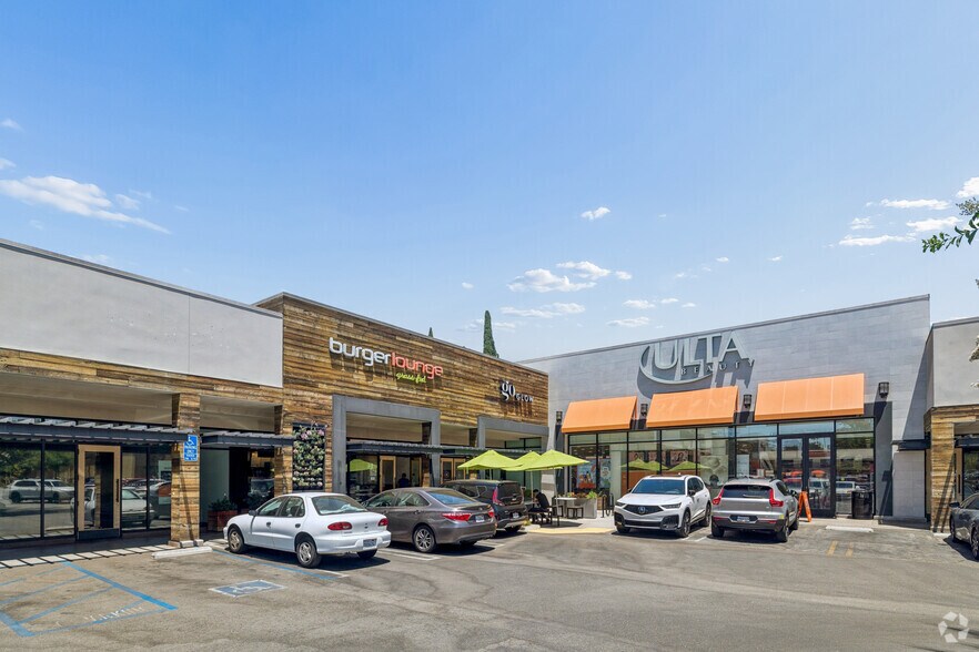 4500-4550 Van Nuys Blvd, Van Nuys, CA à louer - Photo de l’immeuble – Image 3 sur 11