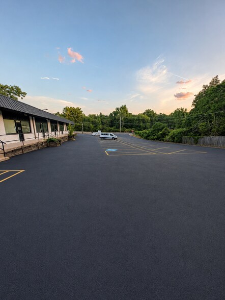 525 E Kiehl Ave, Sherwood, AR à louer - Photo de l’immeuble – Image 3 sur 14