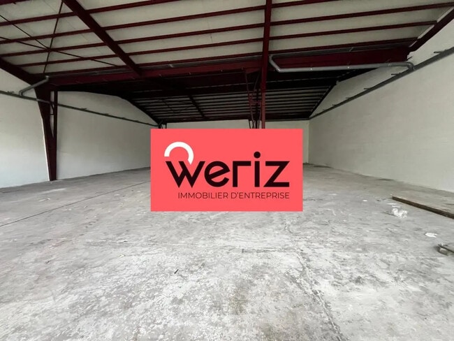 Plus de détails pour Local d'activités à louer