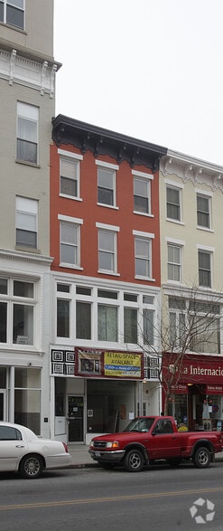 330 Main St, Poughkeepsie, NY à vendre - Photo principale – Image 1 sur 7