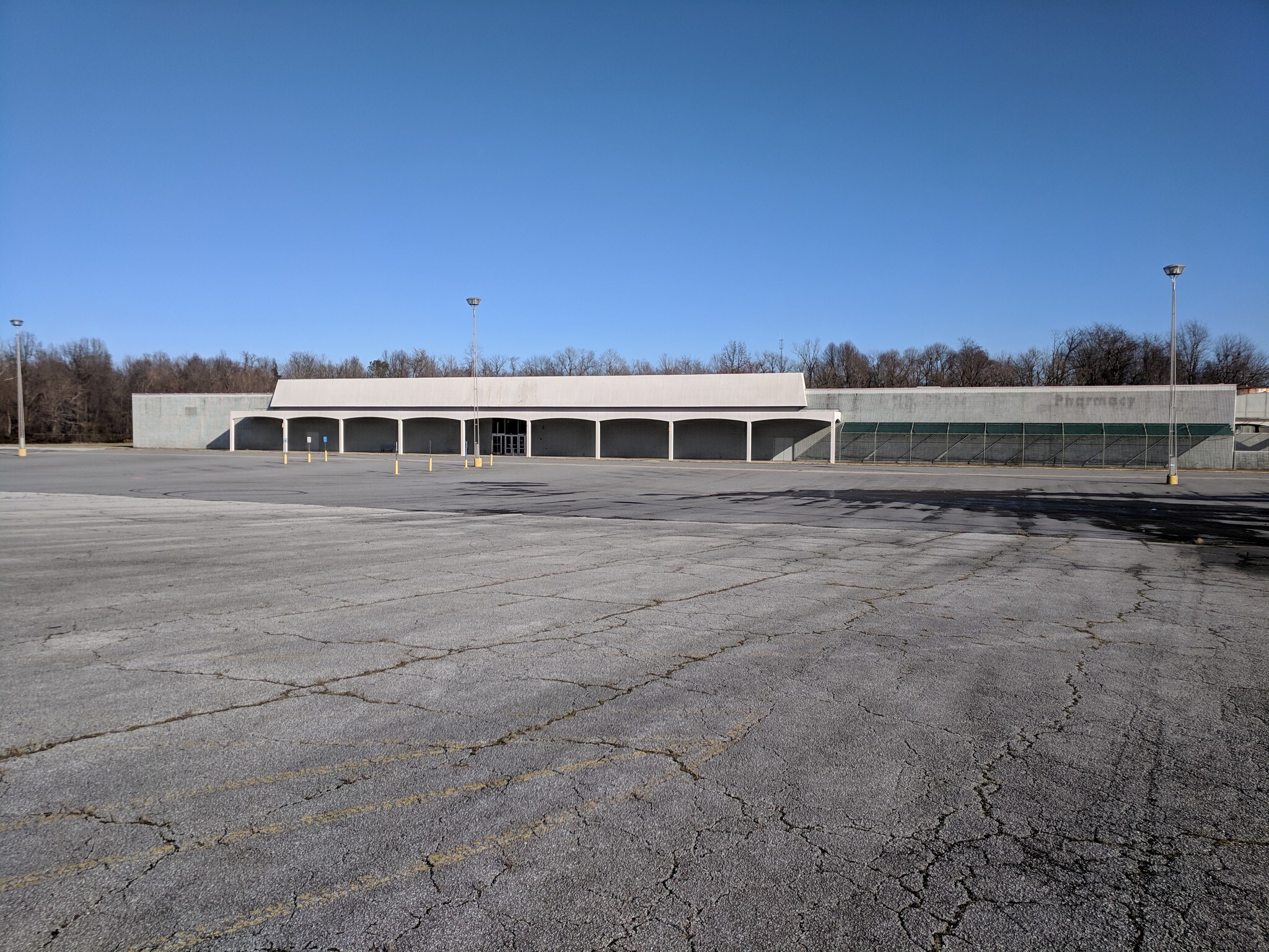 2440 Lone Oak Rd, Paducah, KY à louer Photo principale– Image 1 sur 35
