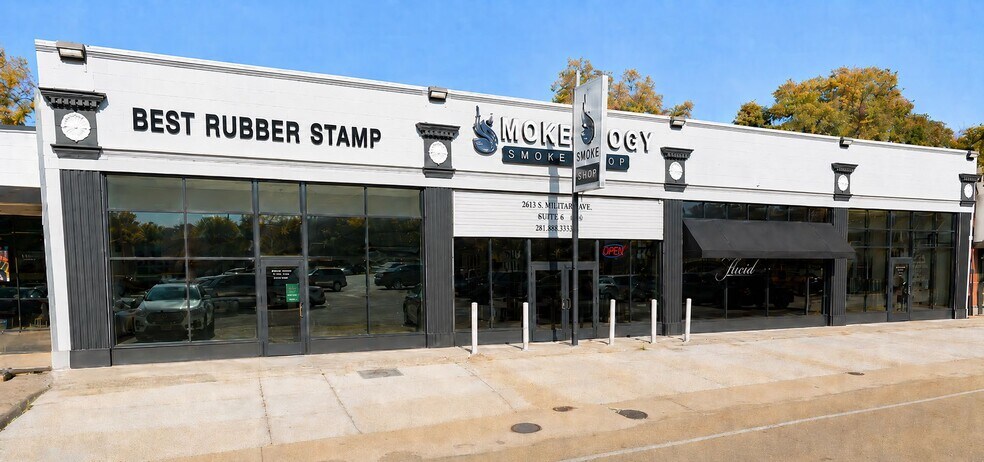 1624 Union Ave, Memphis, TN à louer - Photo de l’immeuble – Image 1 sur 6
