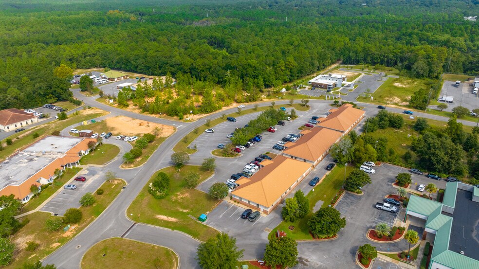 320 W Redstone Ave, Crestview, FL à vendre - Photo de l’immeuble – Image 2 sur 5