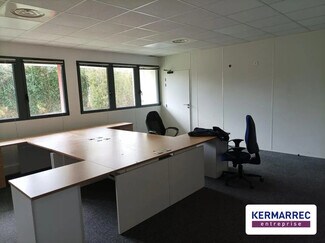 Plus de détails pour Bureau à louer